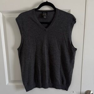 Jos. A. Banks 100% Merino Wool Gray V-Neck Sweater Vest Size Medium